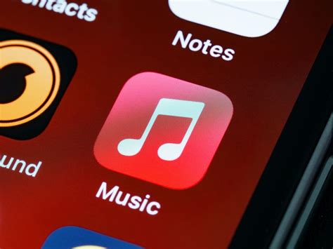 Why Won't My Apple Music Play: A Multi-Faceted Exploration